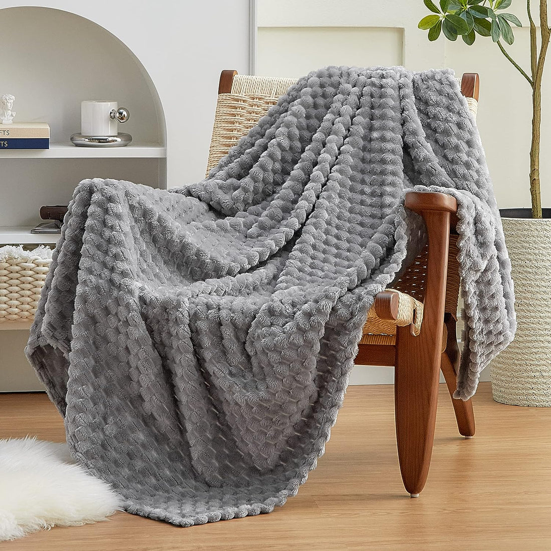 Fleece Throw Blanket for Couch or Bed - 3D Imitation Turtle Shell Jacquard Decorative Blankets - Cozy Soft Lightweight Fuzzy Flannel Blanket Suitable for All Seasons(50&quot;×60&quot;,Beige)